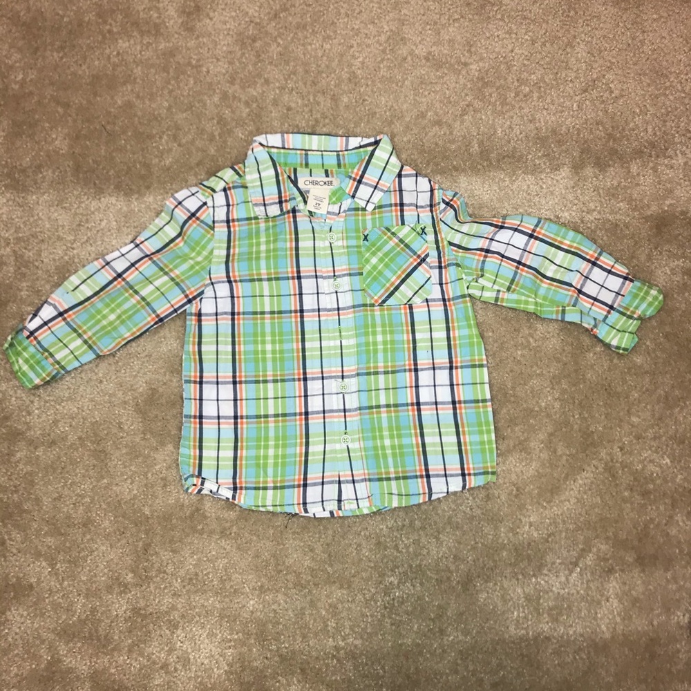 Fall/winter plaid button down dress shirt